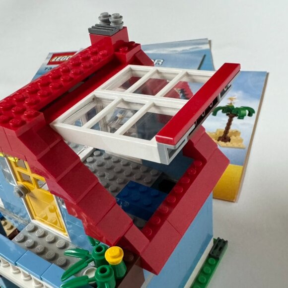 Lego 7346 Creator Seaside House Building Complete 3-in-1 Beach Sand Castle Crab - Picture 5 of 8